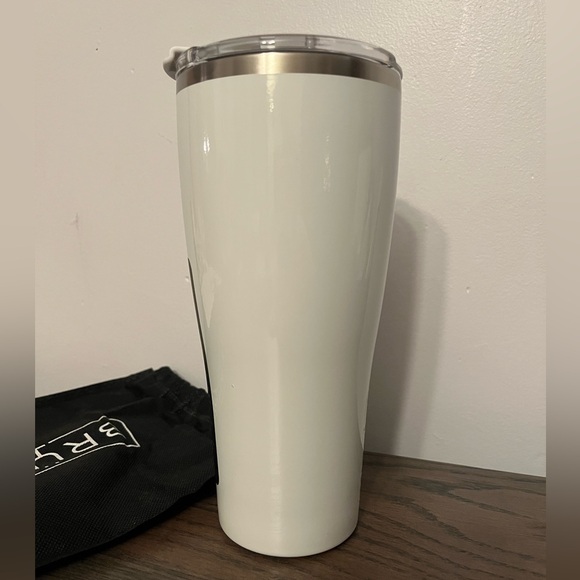 NEW Brumate 32oz White Nav XL Tumbler - Picture 4 of 6